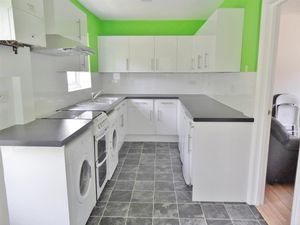Kitchen- click for photo gallery